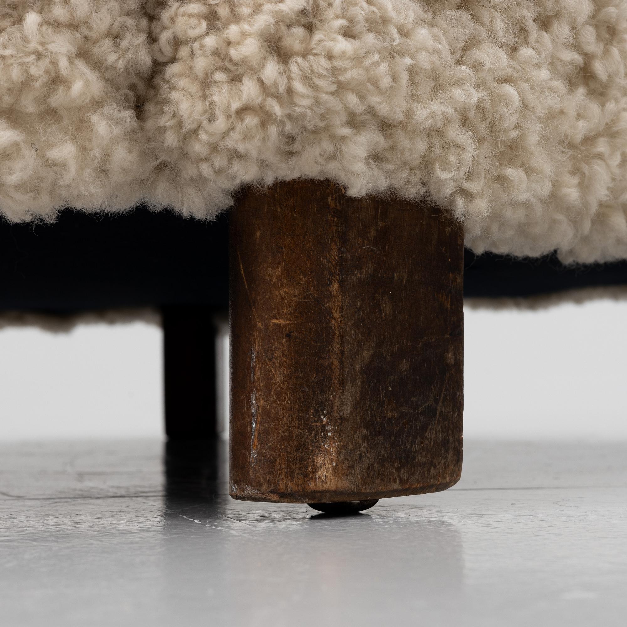 Fåtöljer, ett par, "Continent", modell 217, Asko, Finland, 1930/40-tal.