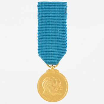 LM Ericsson medal 18K gold.