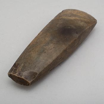 An early-mid neolithic stone axe.