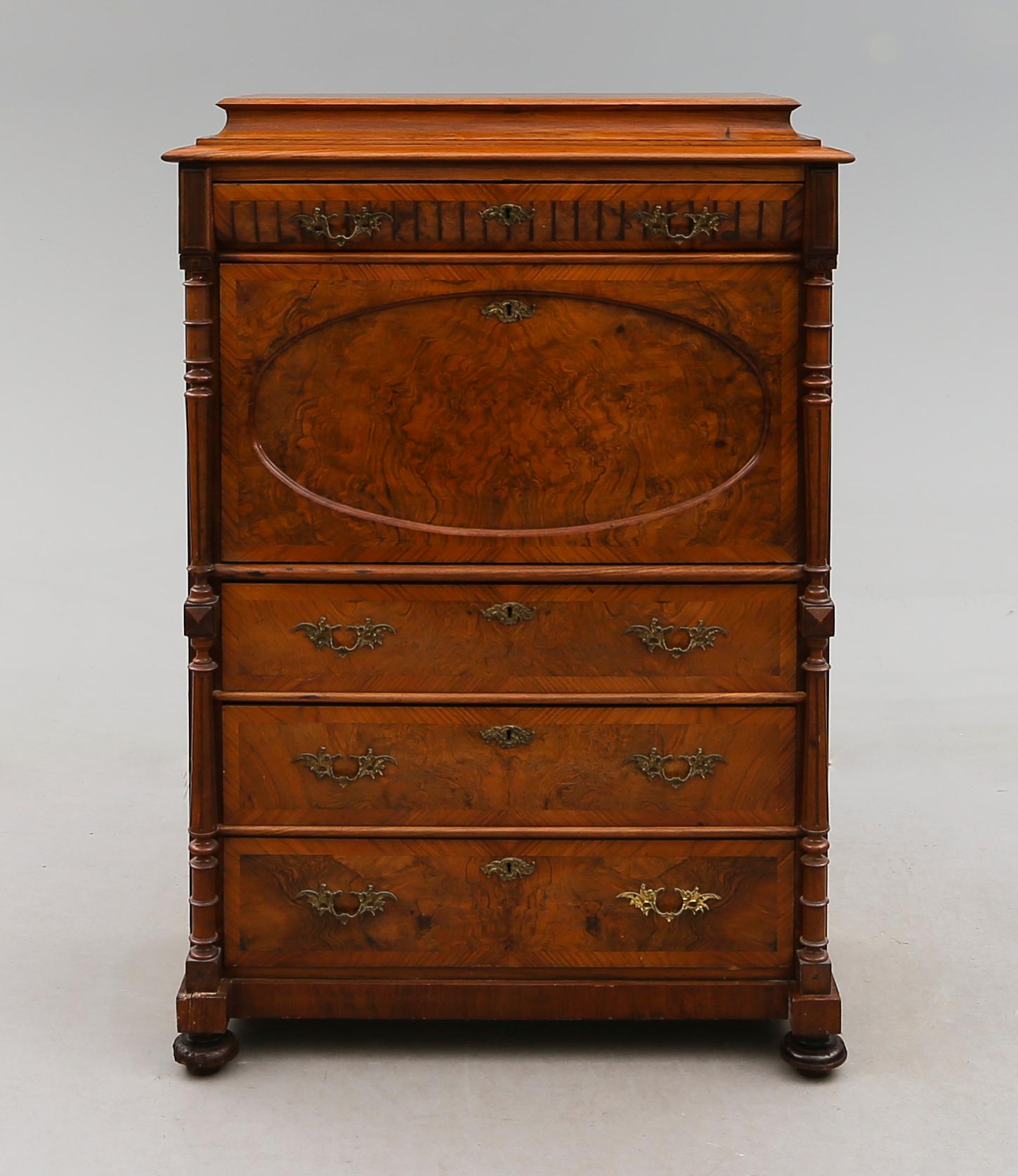CHIFFONJÉ, 1800-talets andra hälft.