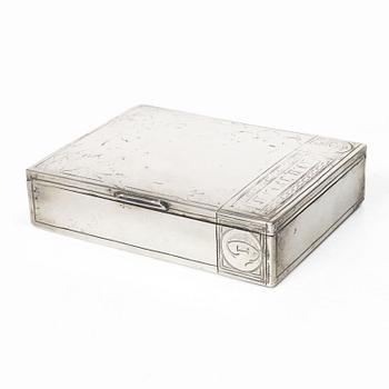 A Russian silver box, Moscow, 1908–1926.