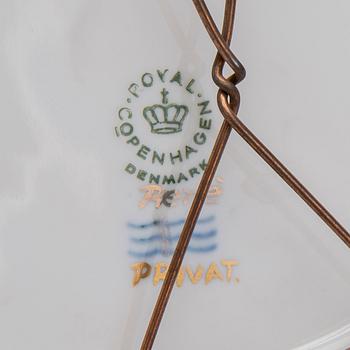 FAT, porslin. "Fauna Danica", Royal Copenhagen.