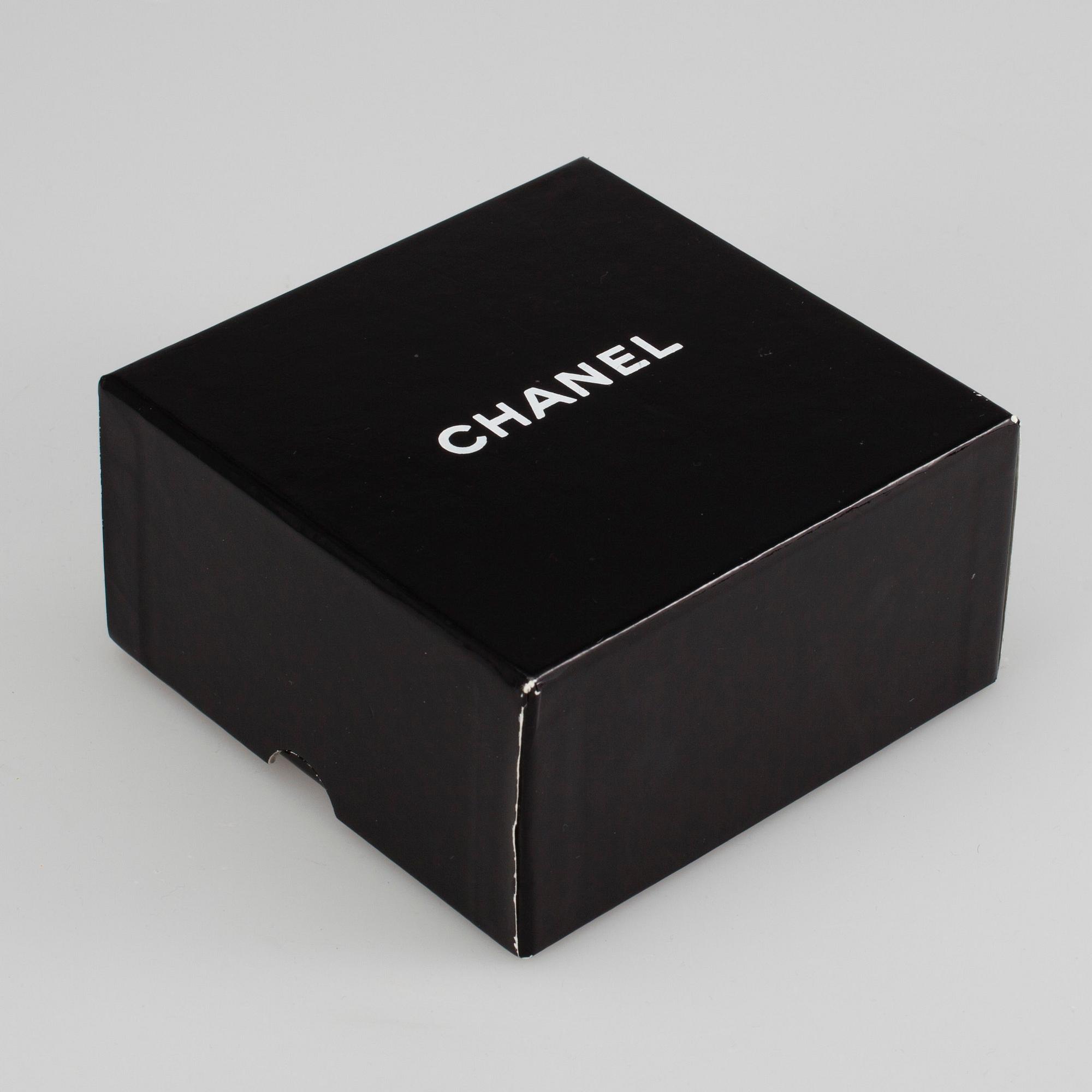PLÅNBOK, Chanel.