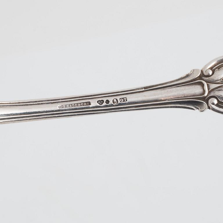 Bestickservis, 45 delar, silver, C.G. Hallberg, Stockholm, 1910-1919.