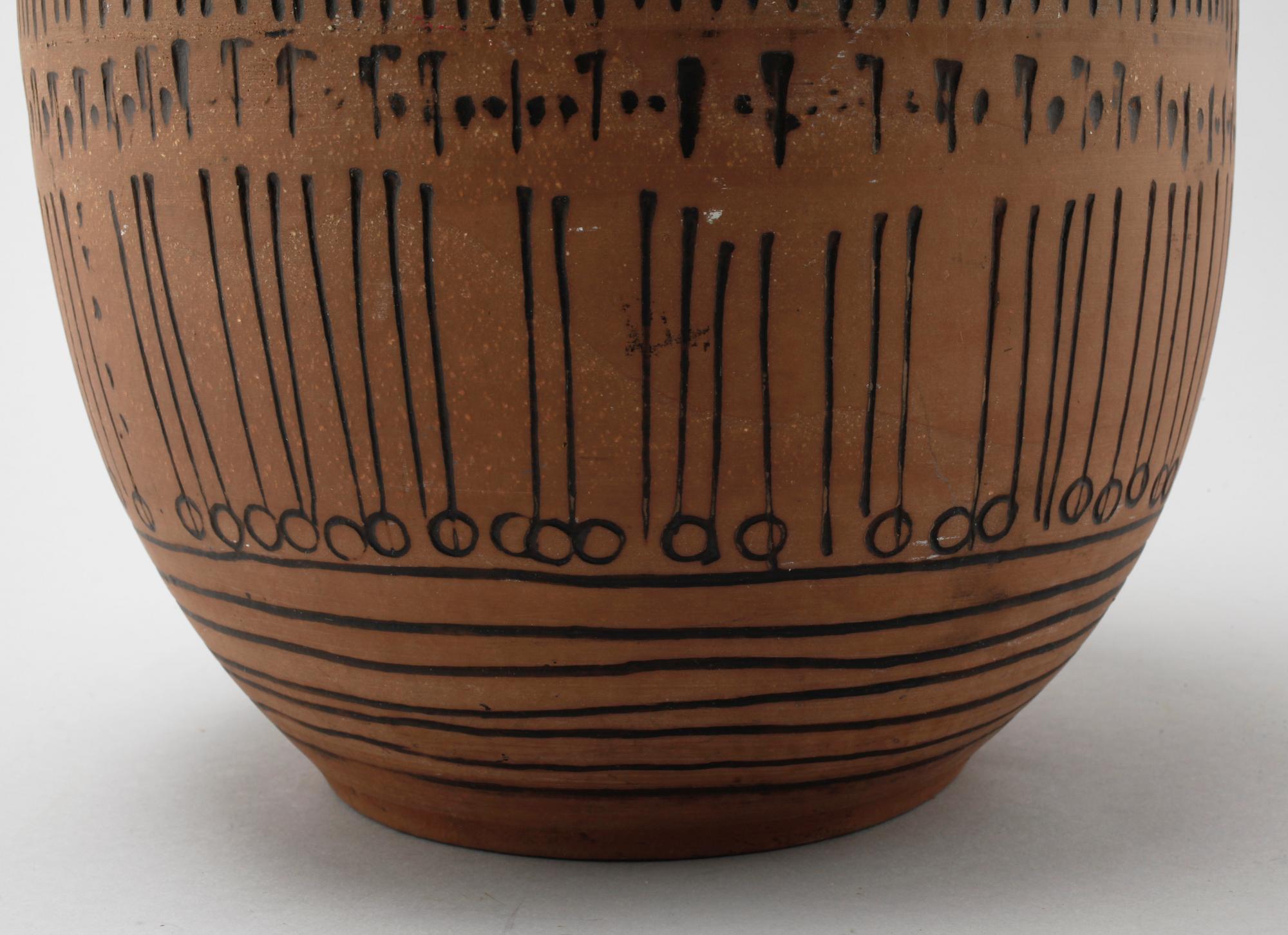 LISA LARSON, vas, stengods, Gustavsberg, omkring 1900-talets mitt.