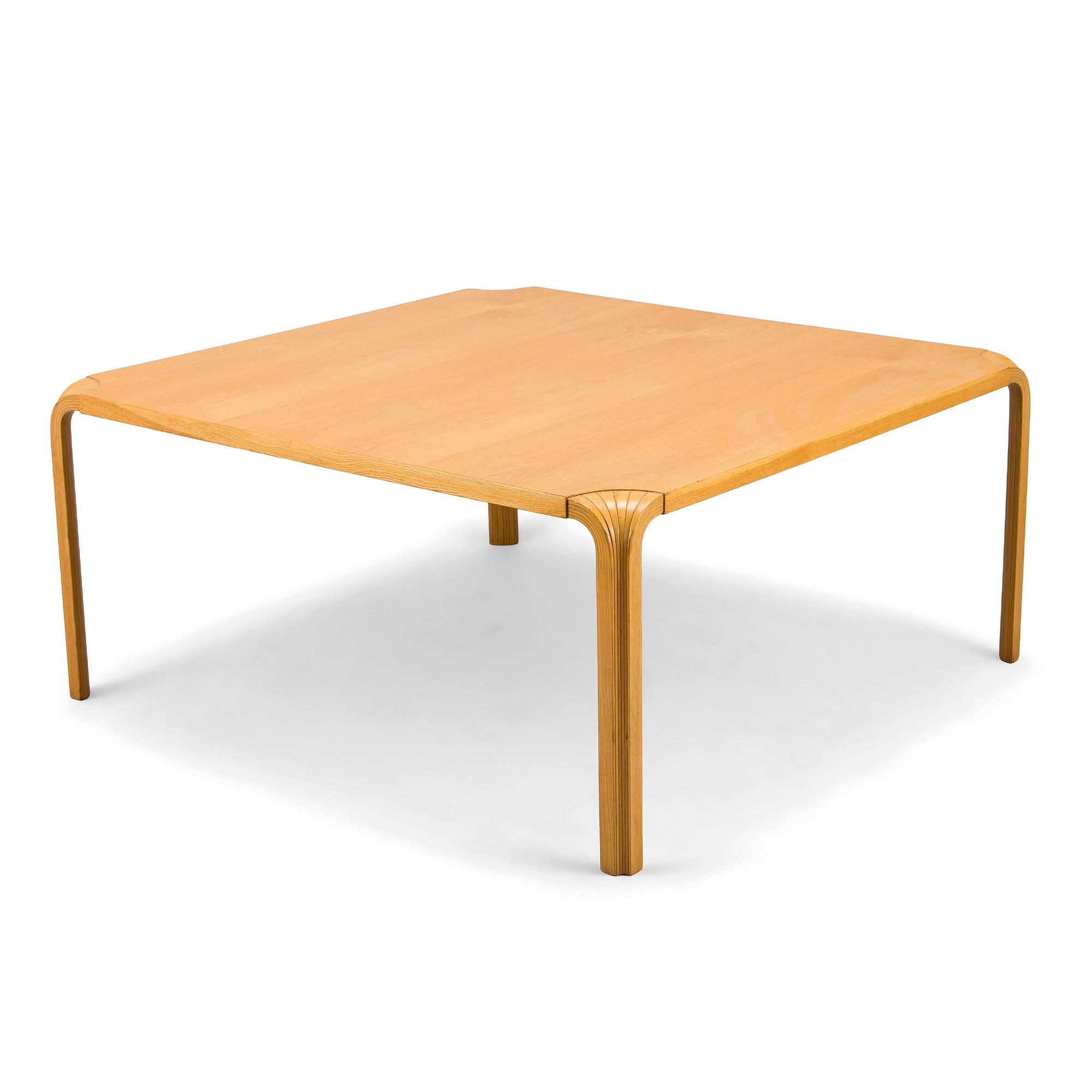 Alvar Aalto, soffbord, beställningsarbete, O.Y. Huonekalu- ja Rakennustyötehdas A.B. 1962.