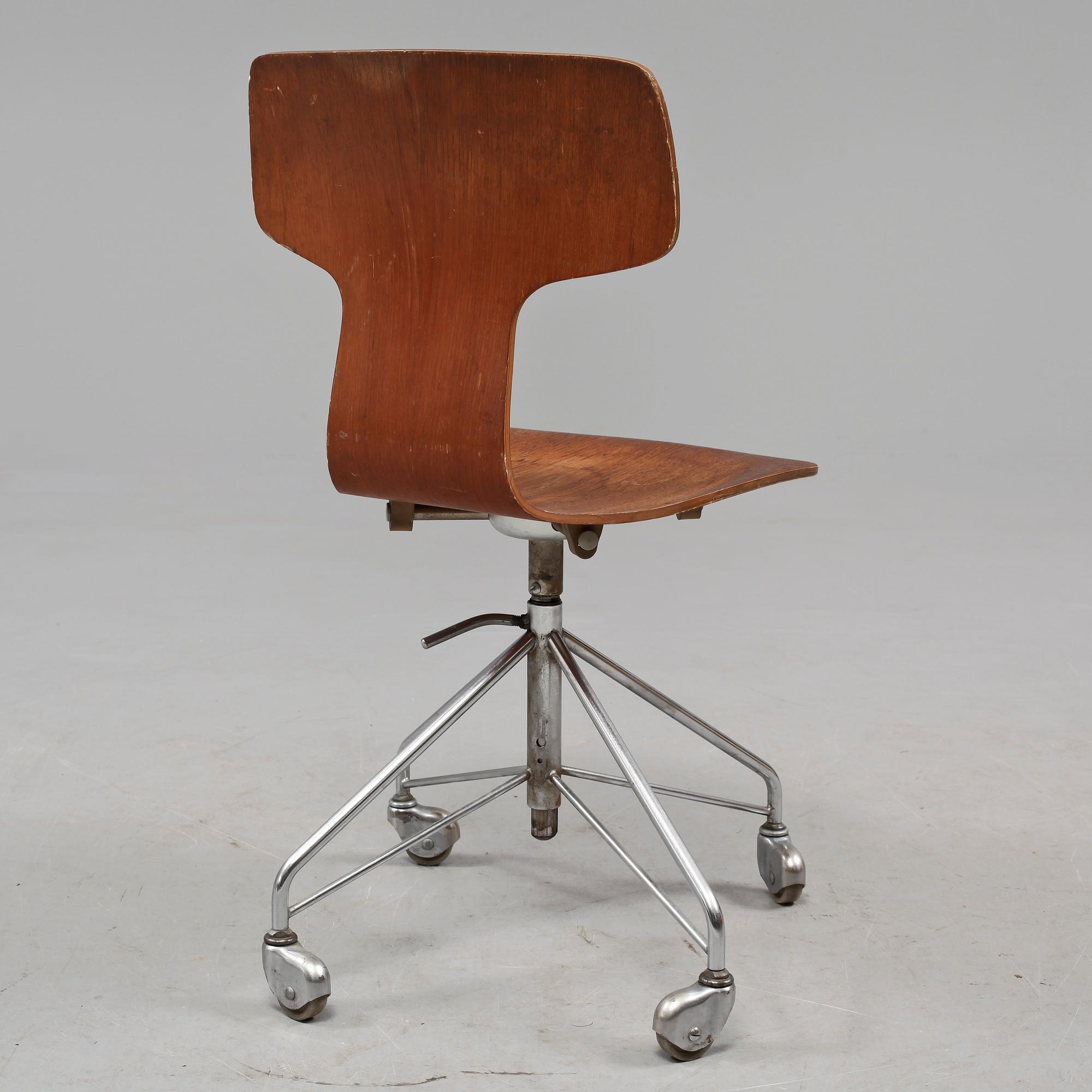 SKRIVBORDSSTOL, Arne Jacobsen för Fritz Hansen, 1950/60-tal.
