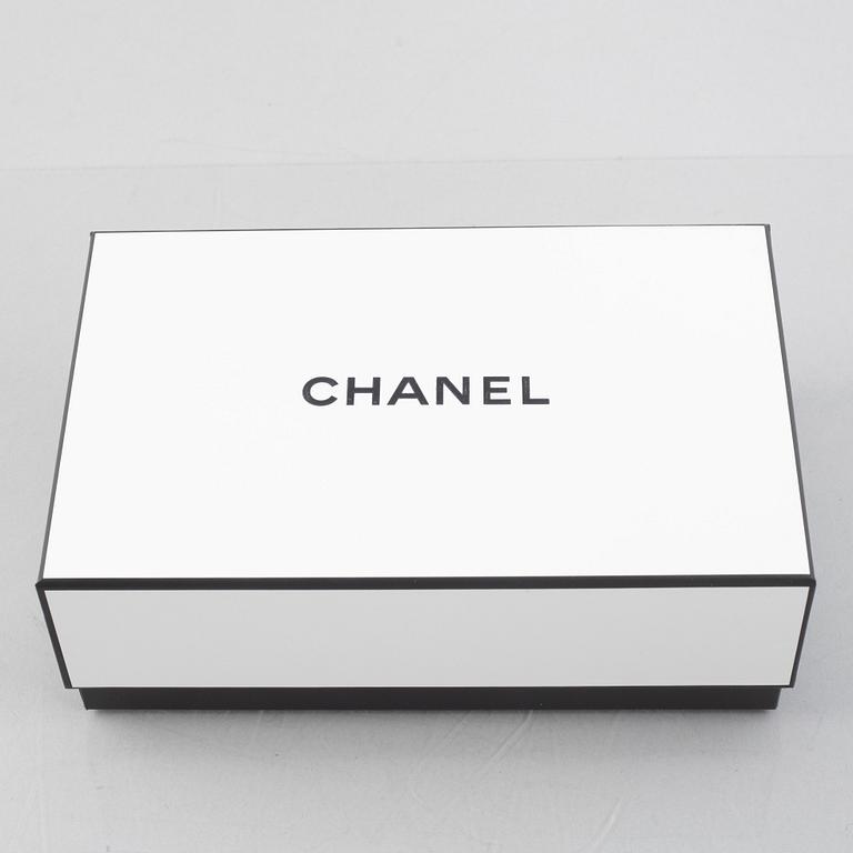 Chanel, sunglasses.