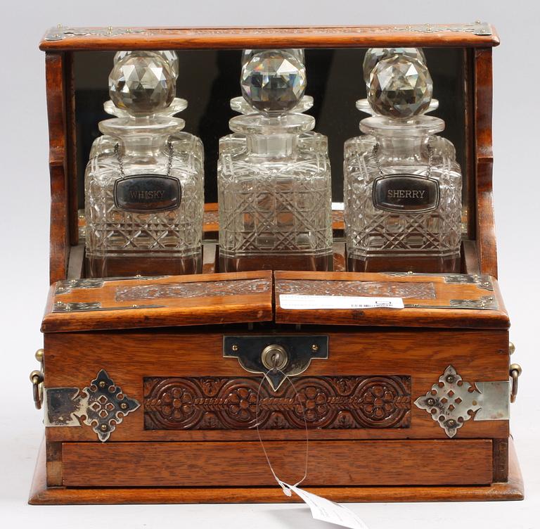 TANTALUS, England. Tidigt 1900-tal.