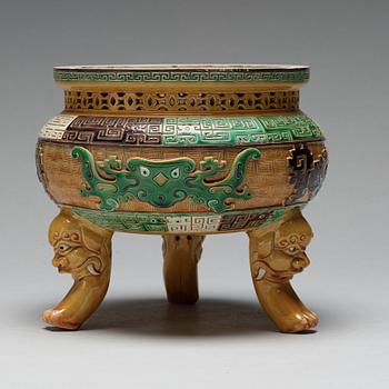 A tripod censer, China, presumably late Qing dynasty, circa 1900.