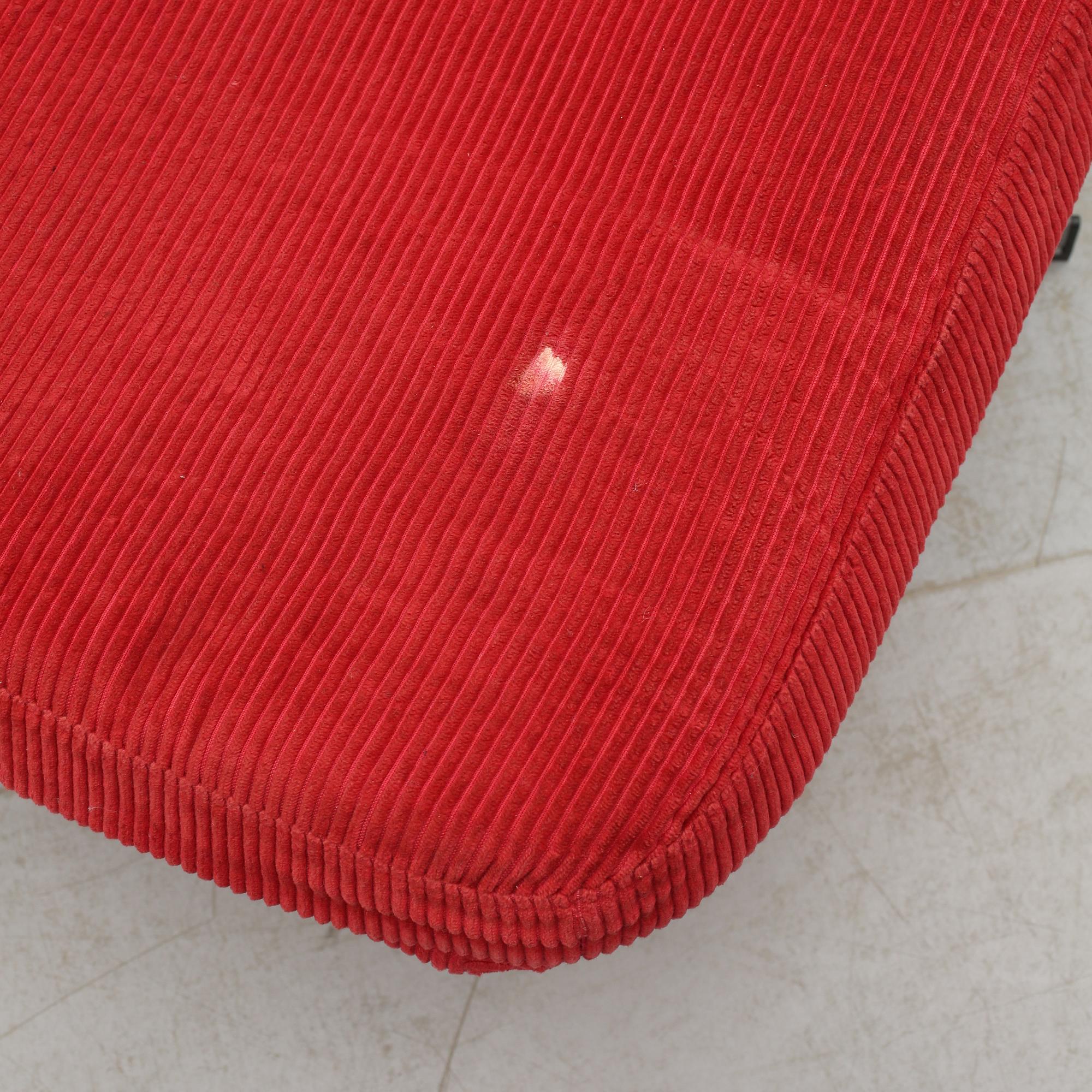 FÅTÖLJER, ett par, samt FOTPALL, 1900-talets tredje kvartal.