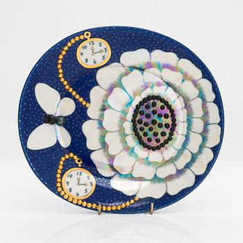 Birger Kaipiainen, a ceramic art dish, marked Birger Kaipiainen, Arabia, Finland.