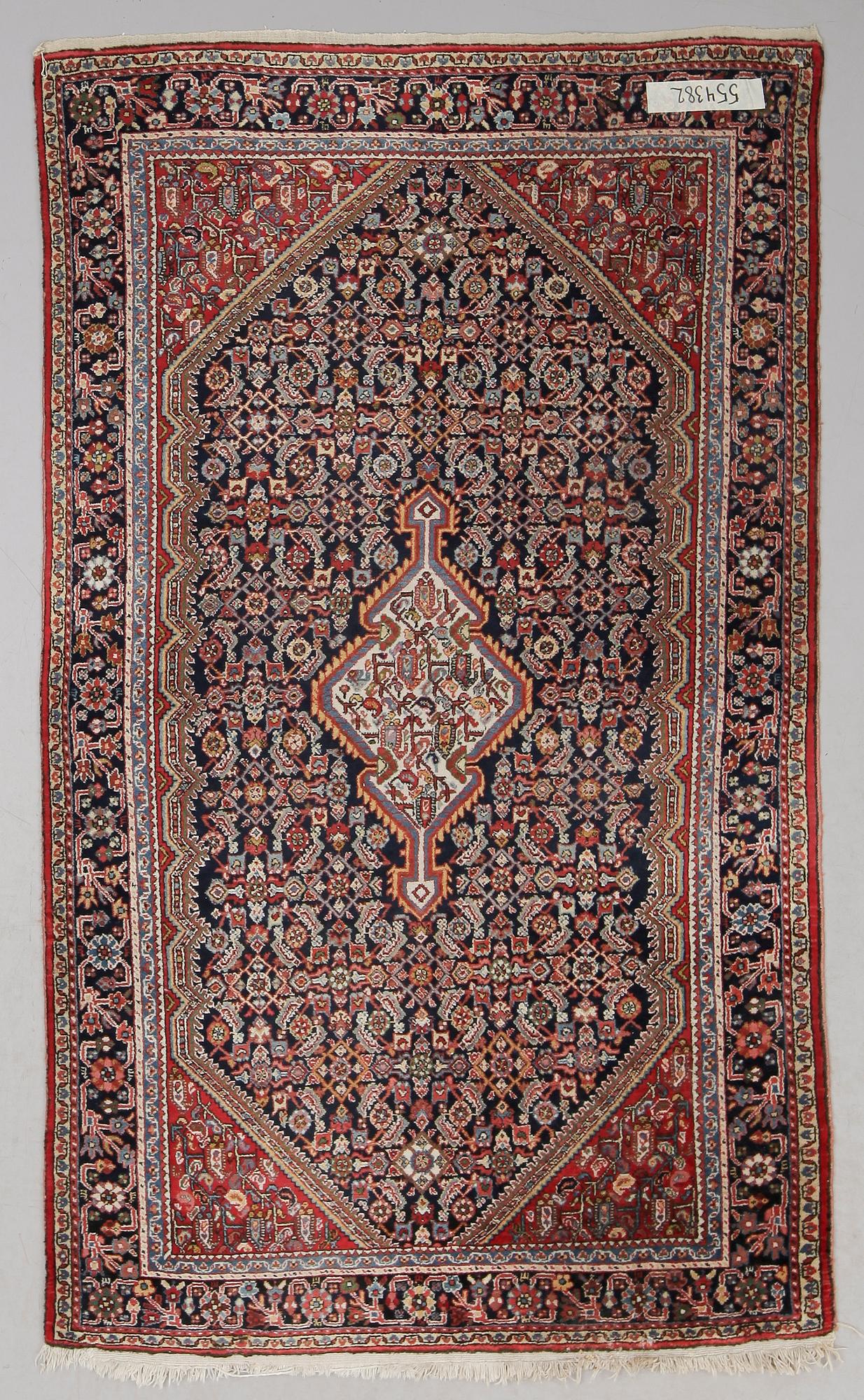 MATTA, orient, 210 x 127 cm.