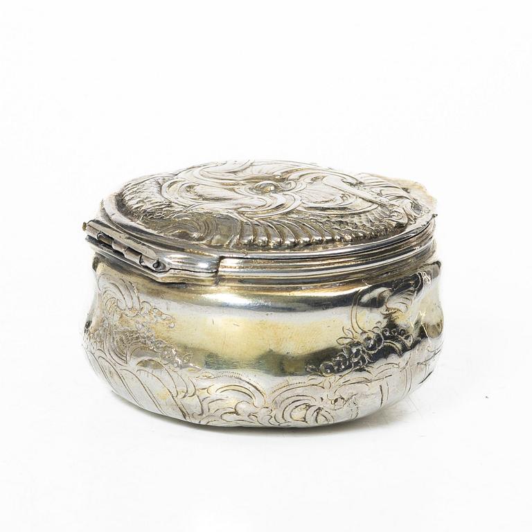 A silver gilt Rococo box, 18th century.