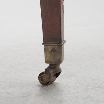 A 19th Century English Dining Table.