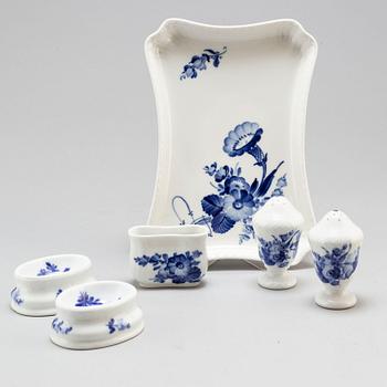 A 93 pieces porcelain 'Blå bomst' dinner service from Royal Copenhagen.