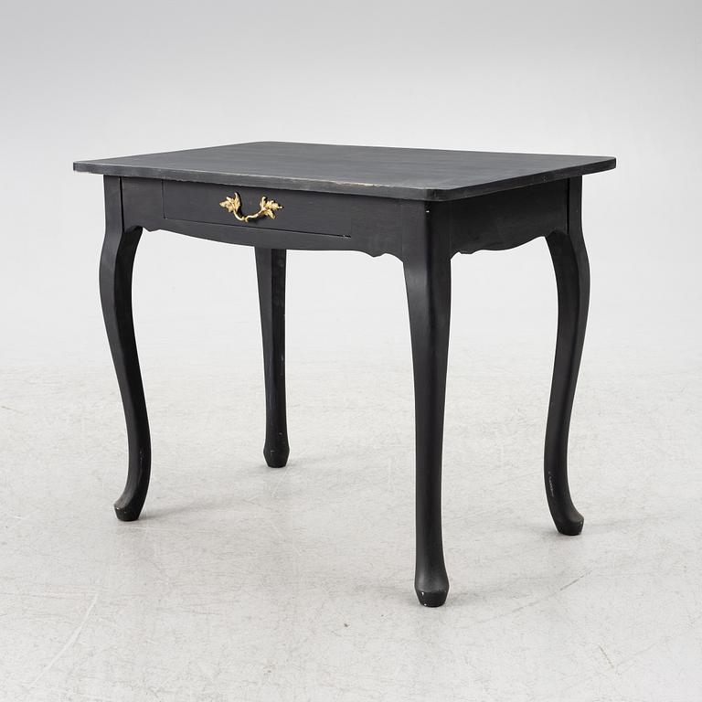 Skrivbord, 1900-talets första hälft. Rokokostil.