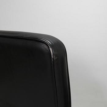 Pekka Perjo, fåtöljer, ett par, Haimi 1969.