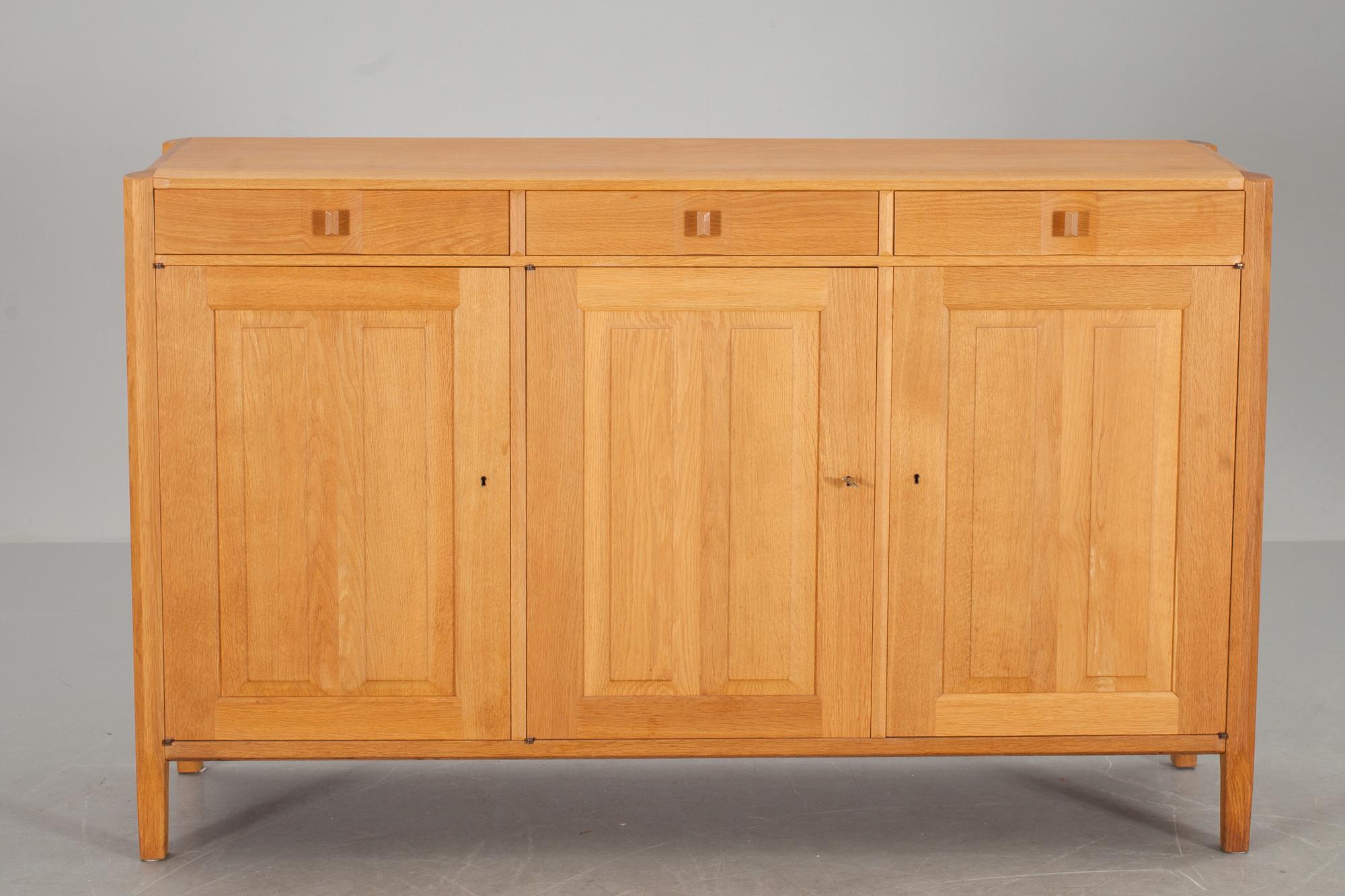 SIDEBOARD, Carl Malmsten, 1900-tal.