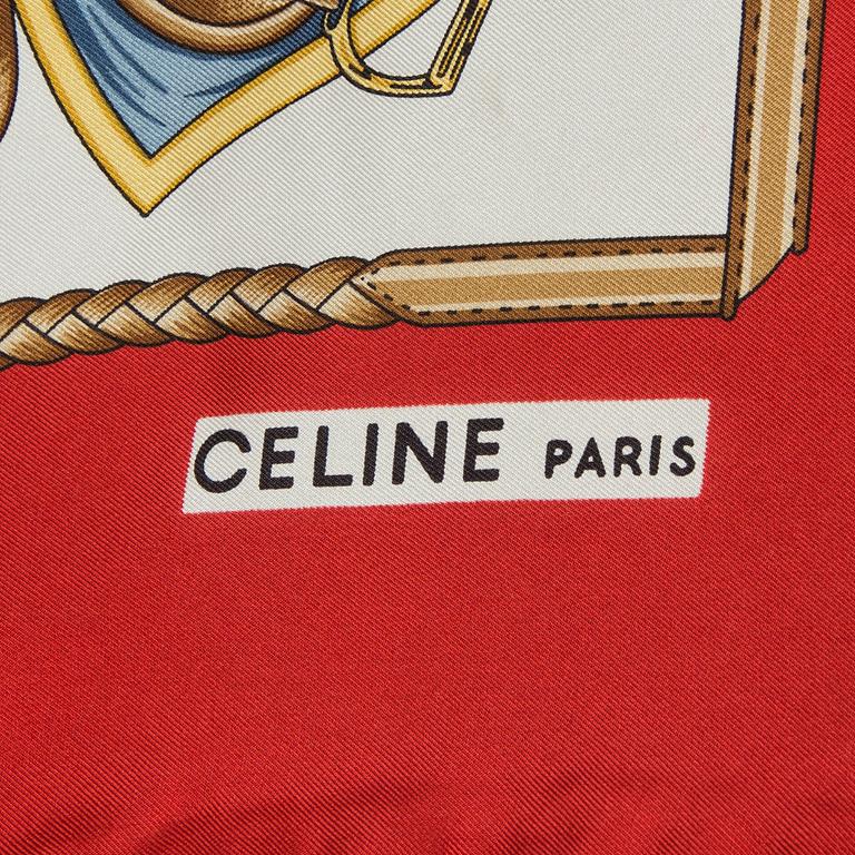 SCARF, CÈLINE.