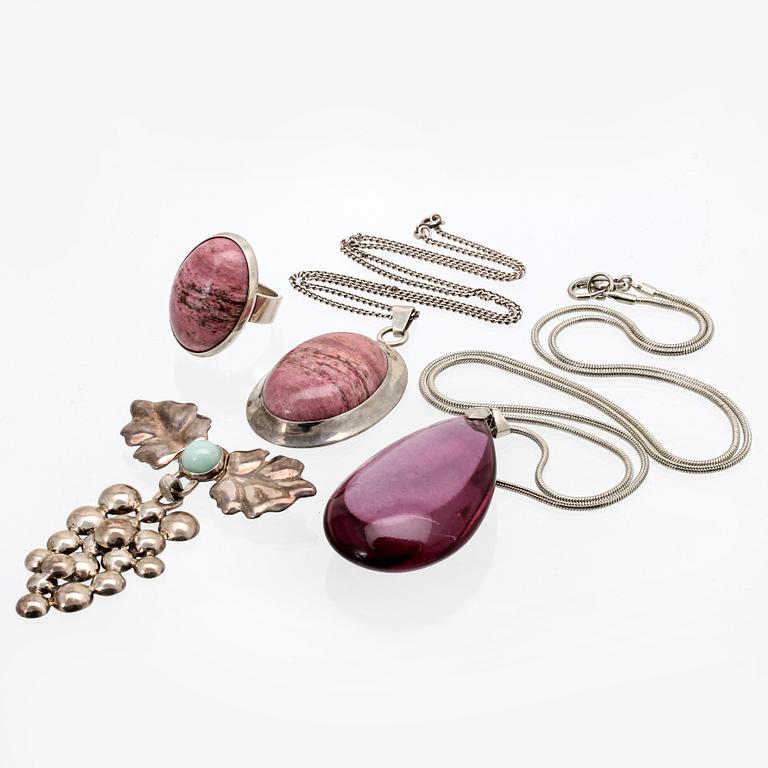 2 pendants with chains, 1 brooch, 1 ring, silver, rodochrosite, aventurine, metall, lilac drop probably glass, 4 pieces.