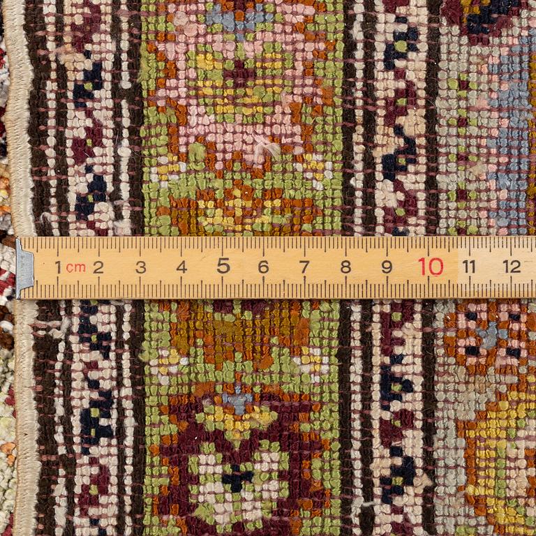 Matta, Kayseri, ca 183 x 122 cm.