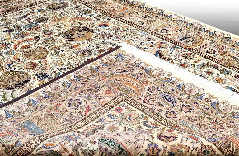 A CARPET, Figural kashmar, ca 392 x 295 cm.
