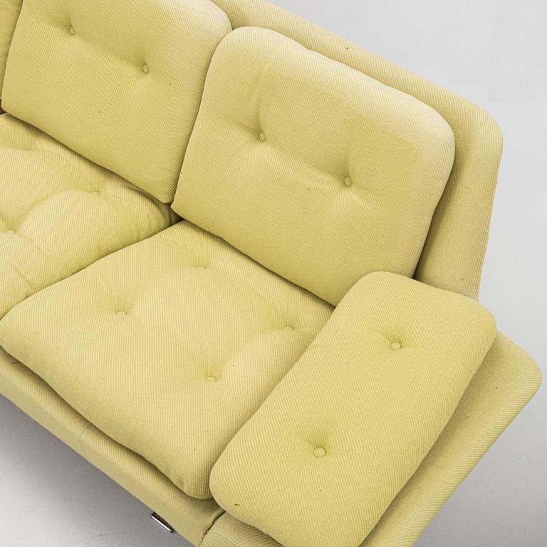 Hans-Erik "Hej" Johansson, soffa och fåtölj, "Zenith", Fembo Möbler AB, 1970-tal.