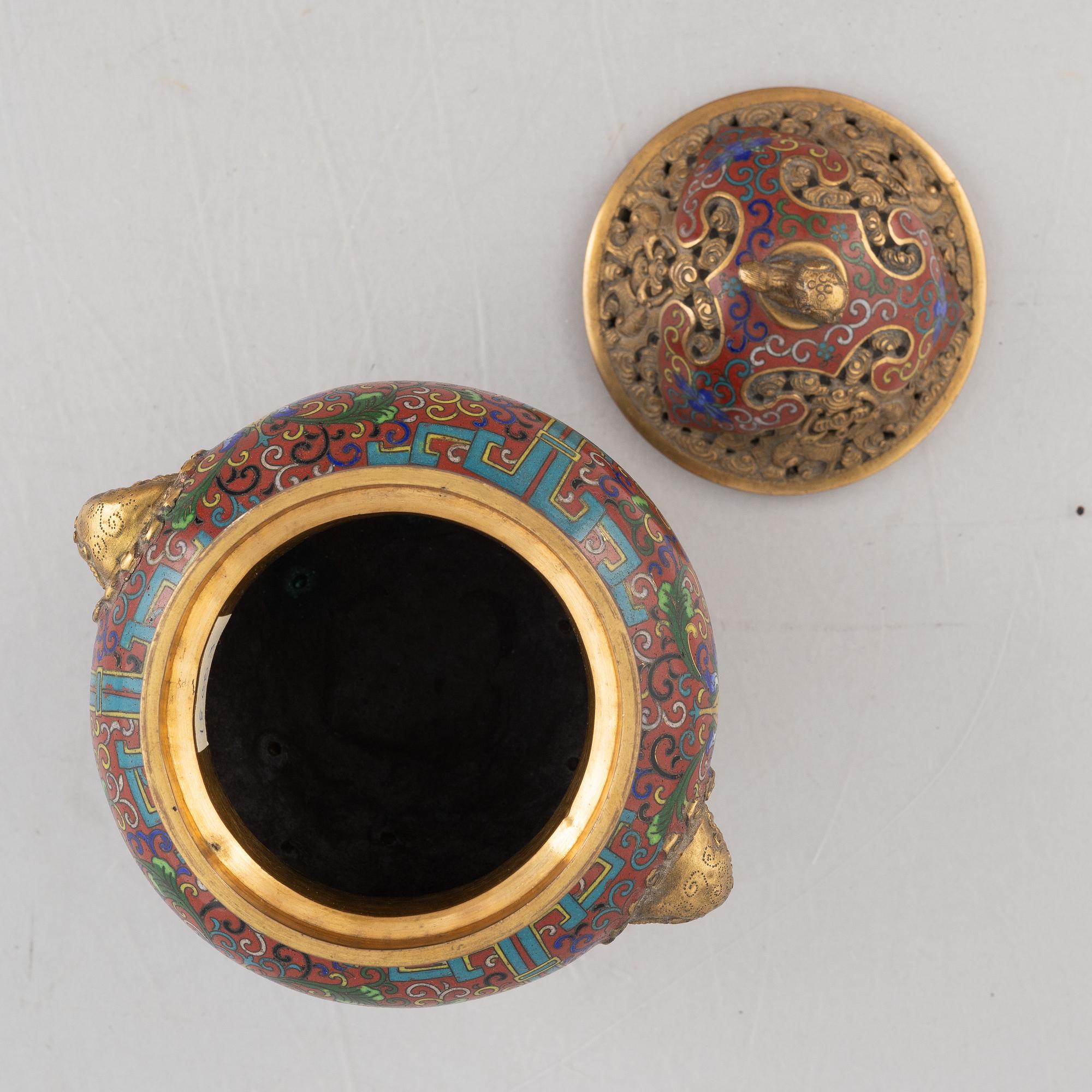 A Chinese cloisonné tripod censer, late Qing dynasty.