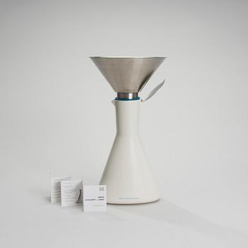 KANNA, FILTER SAMT TRATT, "Water", design Alberto Meda, Arabia 2001.