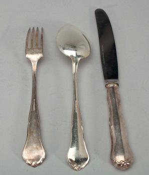 BORDSBESTICK, silver, Chippendale, 12+12+12. Auran Kultaseppä, Åbo 1961.