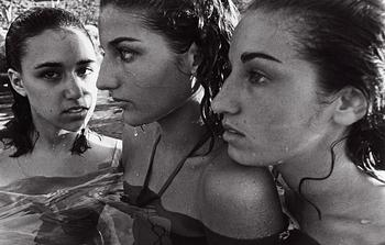 300. William Klein, "HERITIERS, GRECE",1963.