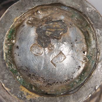 BÄGARE SAMT KALK, silver, Kristianstad 1812. Otydl mästarstämplar.