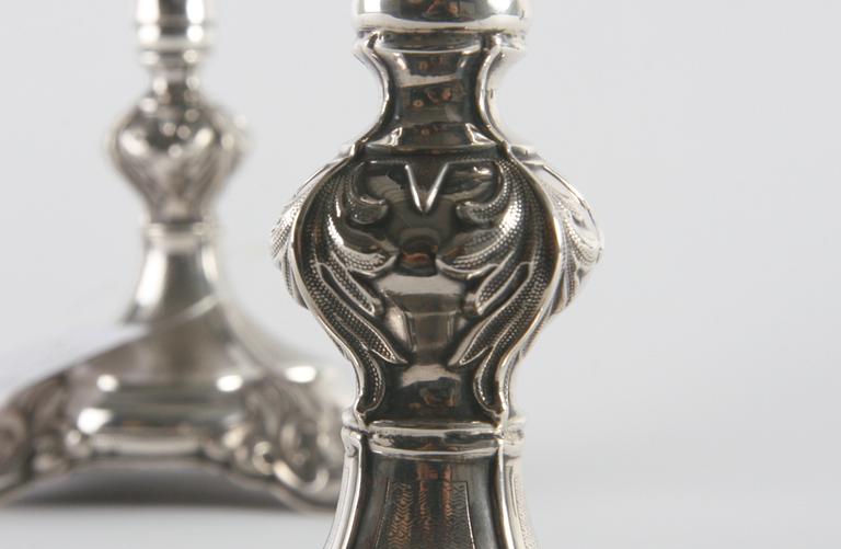 LJUSSTAKAR, ett par, silver, Sverige.