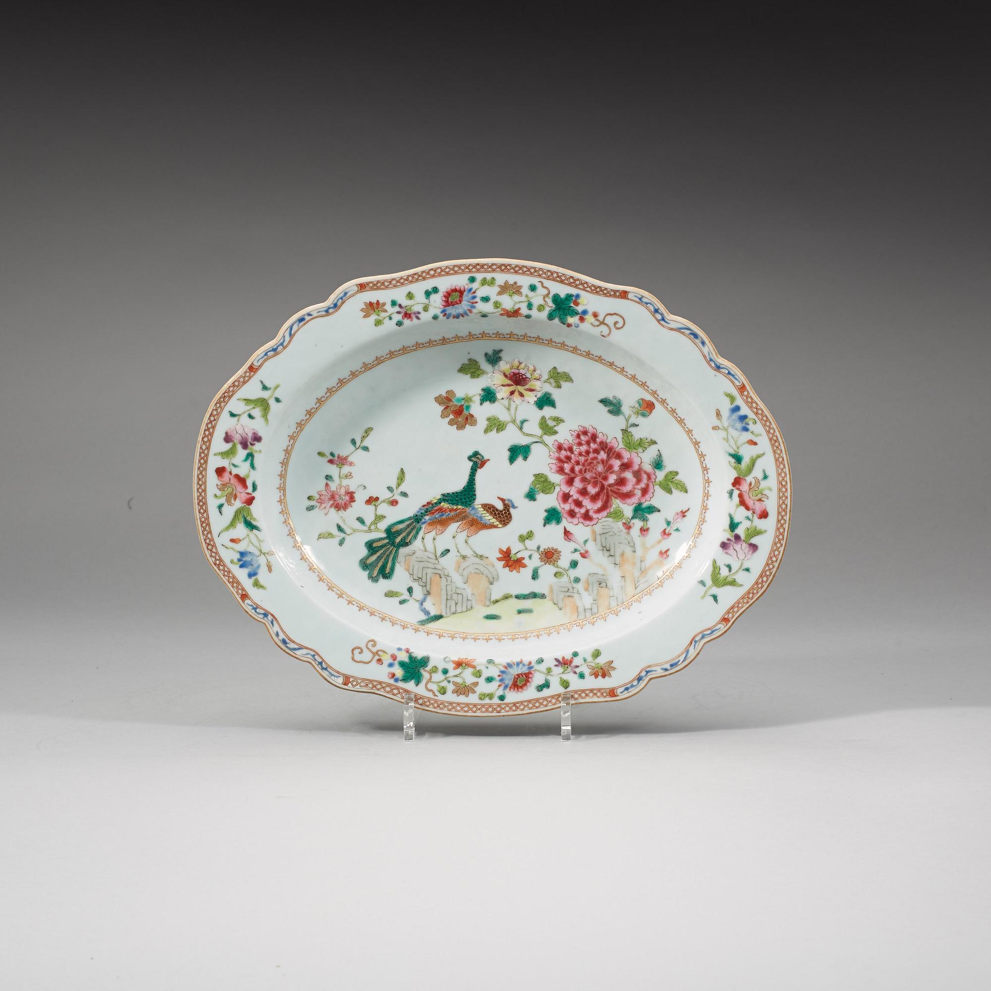TERRIN med LOCK och FAT, kompaniporslin. Qingdynastin, Qianlong (1736-95).