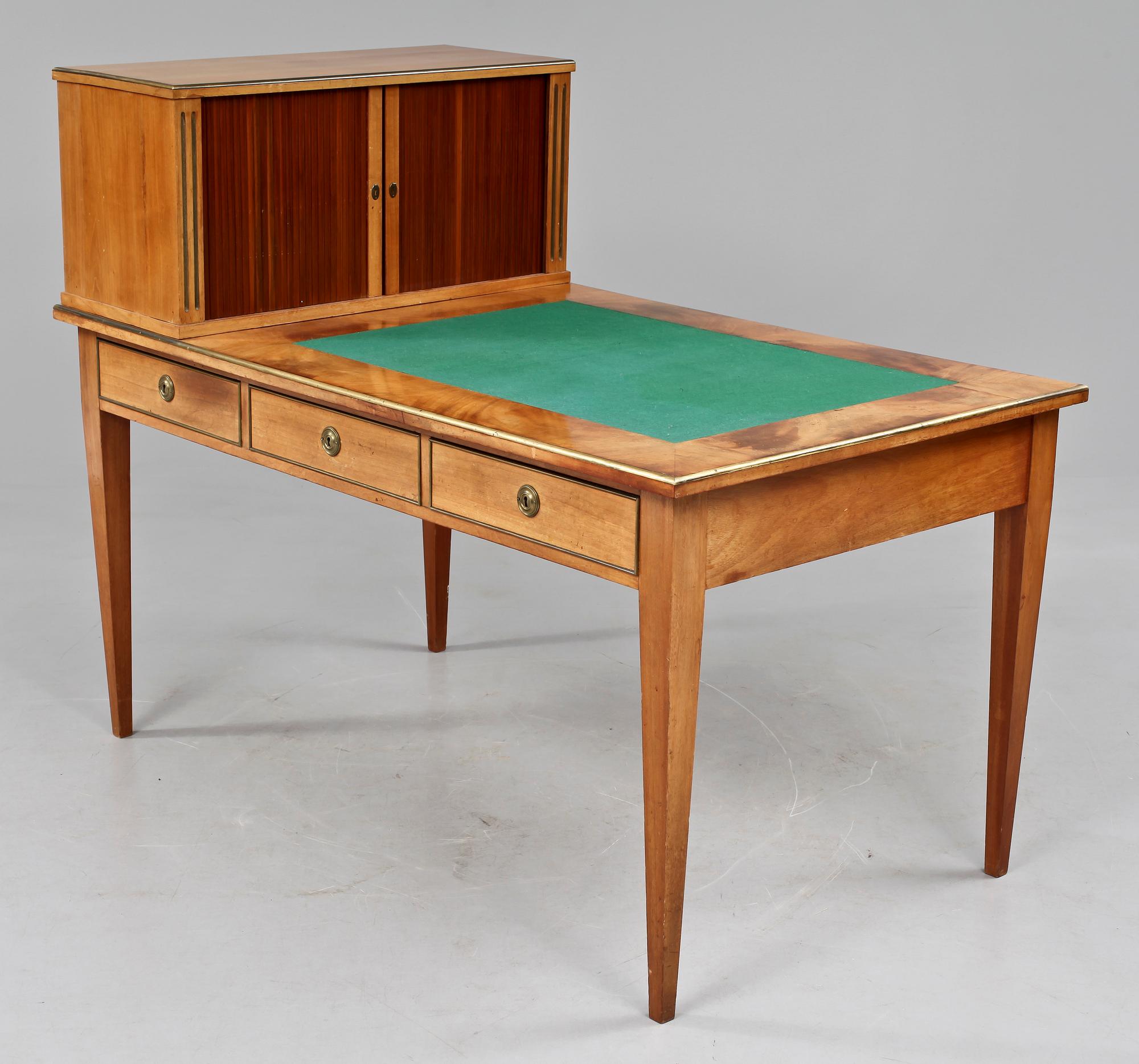SKRIVBORD, sengustaviansk stil, sekelskiftet 1800/1900.