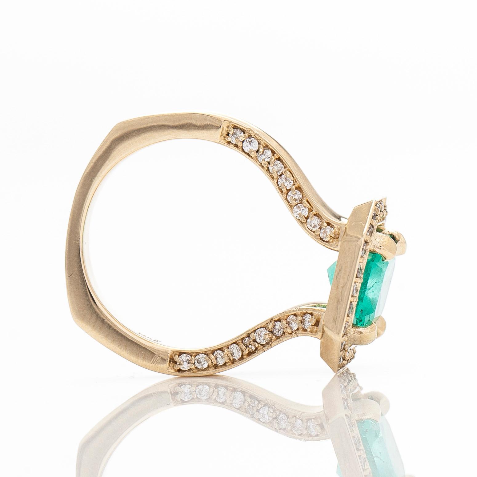 Ring, with an octagonal step-cut emerald and diamonds. Accompanied by GIA certificate.