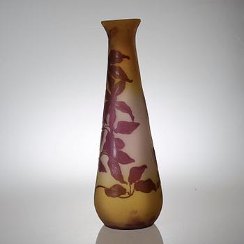 An Emile Gallé Art Nouveau cameo glass vase, Nancy, France.