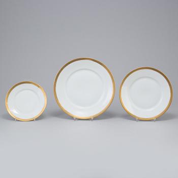 A Rosenthal white and gold art deco porcelain dinner service, 106 parts.