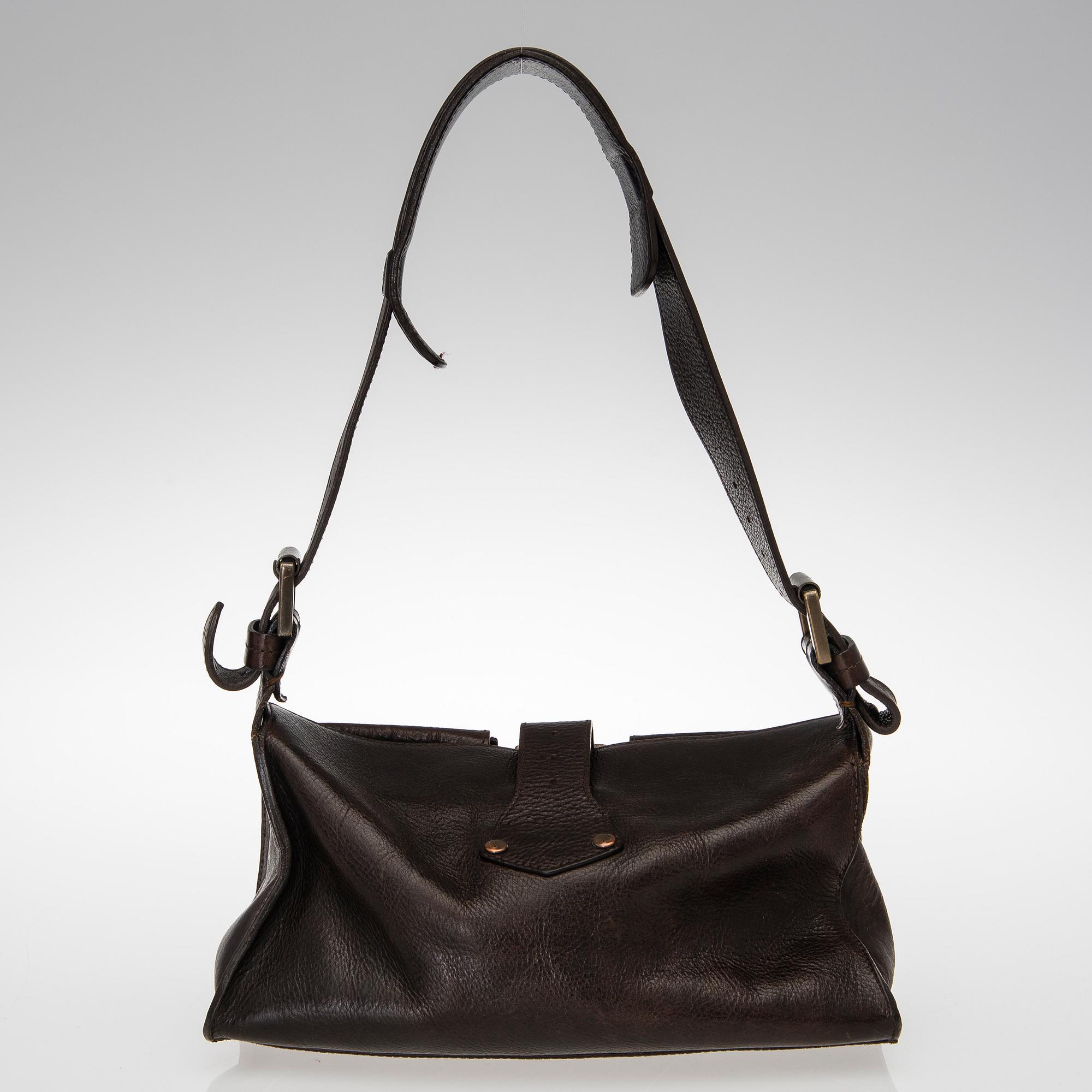 A MULBERRY Blenheim SHOULDER BAG.