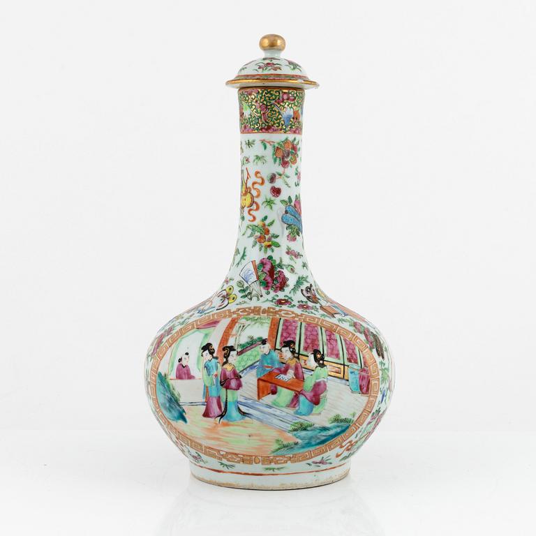 A Chinese Kanton 19th century porcelain vase.