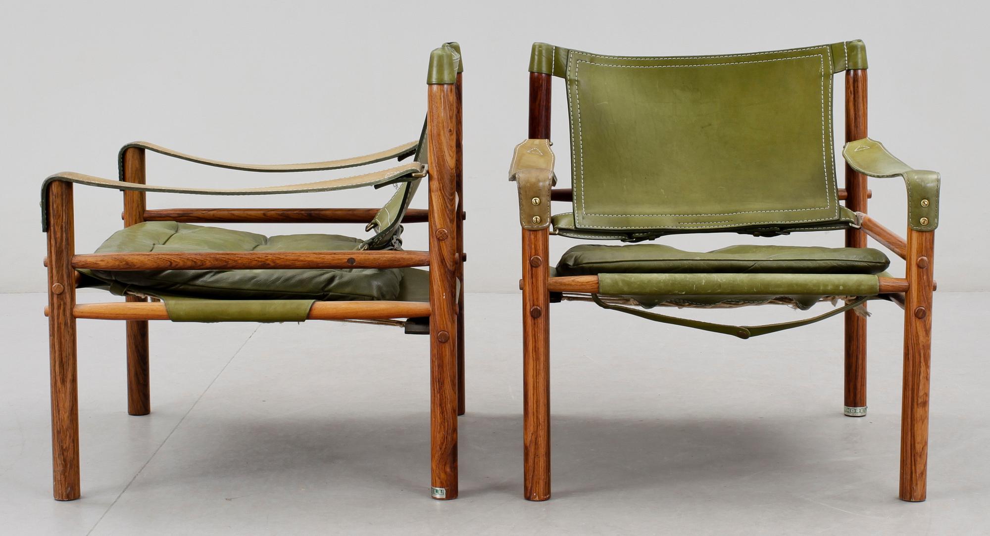 FÅTÖLJER OCH MELLANBORD, ett par. "Sirocco", Arne Norell, modellen formgiven 1964.