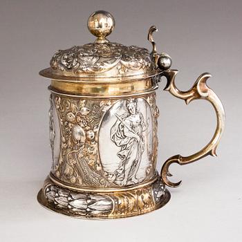 ADOLF GAAP, DRYCKESKANNA, silver, delvis förgylld, Augsburg, Tyskland 1690-1695.