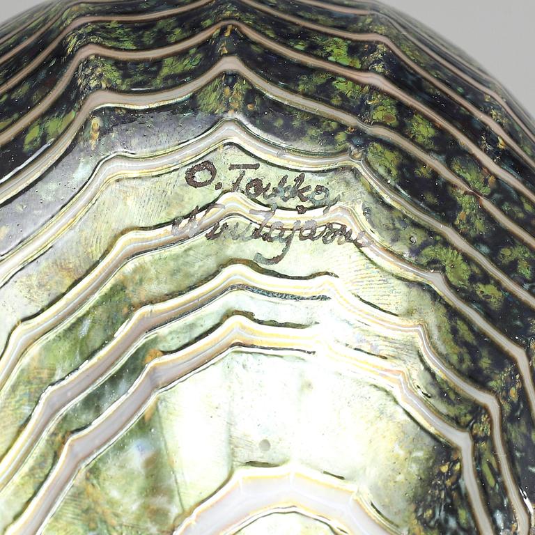 OIVA TOIKKA, two glass birds, signed O. Toikka Nuutajärvi and Notsjö.