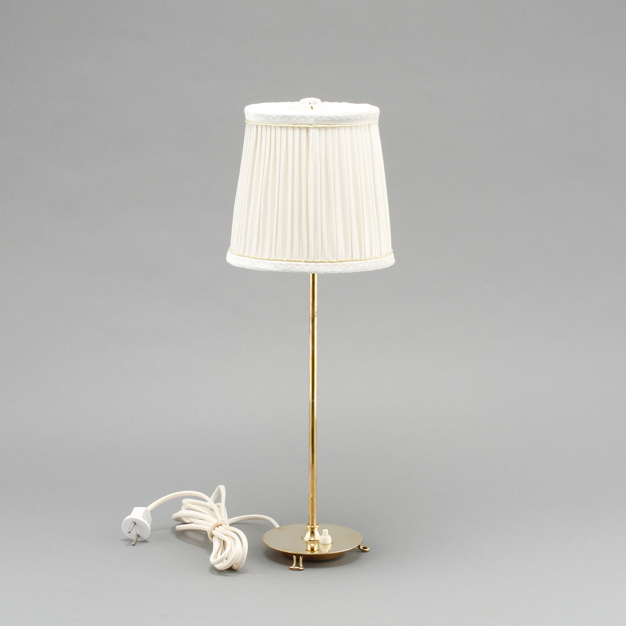 JOSEF FRANK, bordslampa 2552, Firma Svenskt Tenn, modellen formgiven 1938.