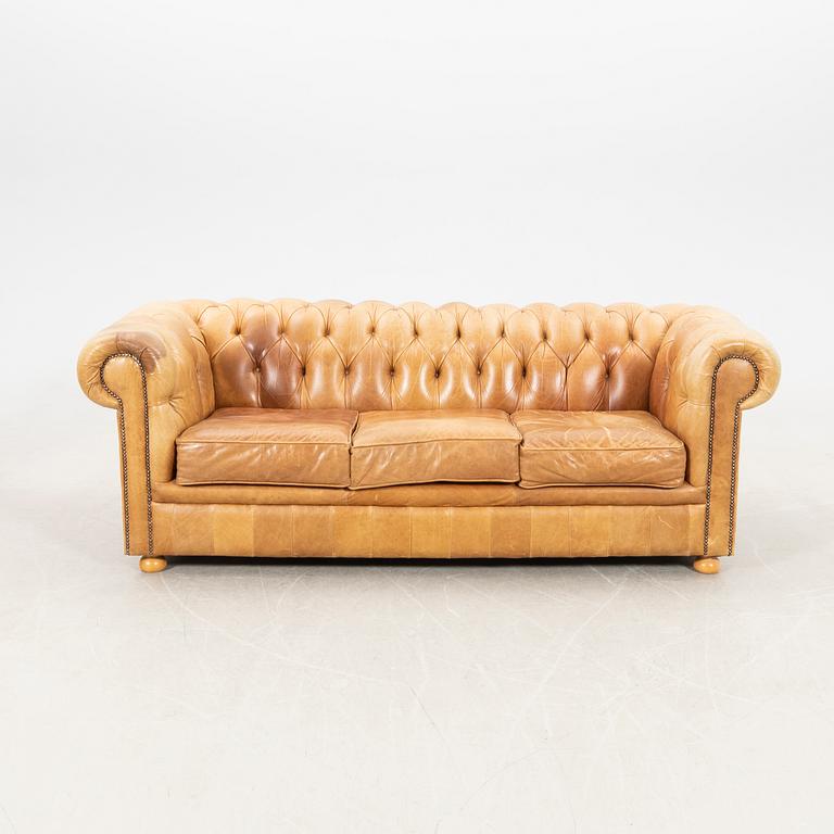 Sofa group 3 pcs Chesterfield model, late 20th century.