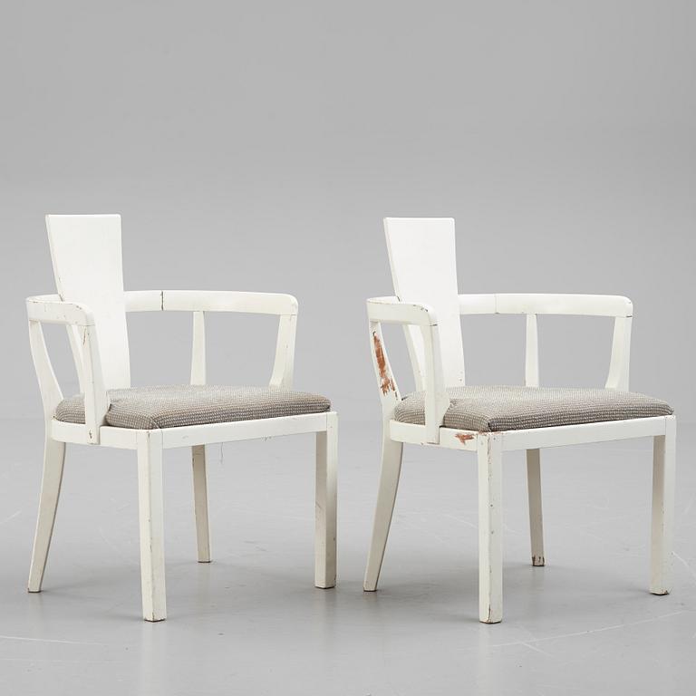 Karmstolar, ett par, 1900-talets första hälft.