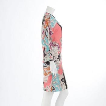 ETRO, a silk multi colored patterned dress / tunic. Size 44.