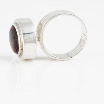 RING, med cabochonslipad jaspis, Sigurd Persson, Stockholm, 1963.