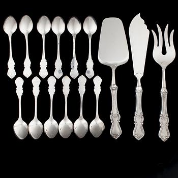 ATERIMIA, 6+6+2+1, hopeaa ja terästä, "Romantica", suomalaiset leimat, 2000-2004. Lusikoiden paino 165 g.